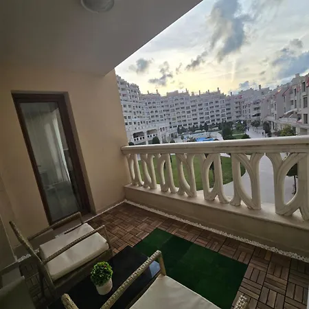 South Bay - Apartment *